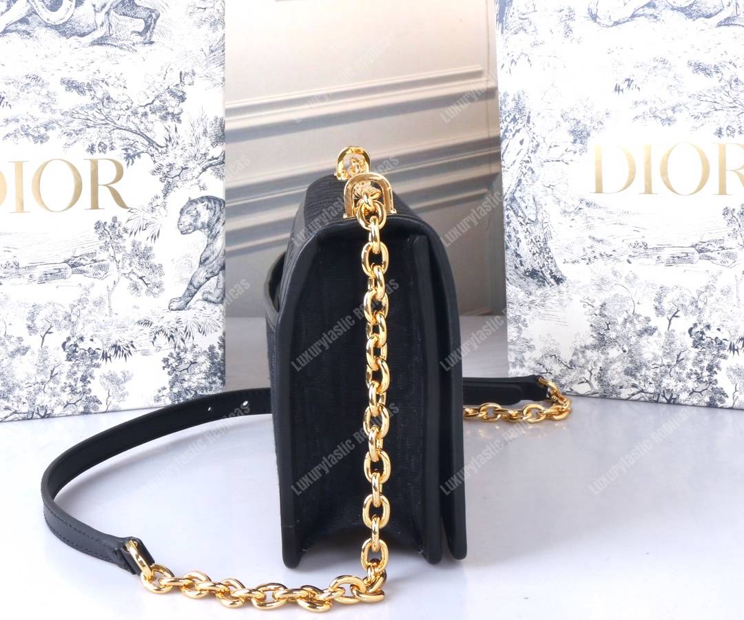 D*or wavy-effect 30 montaigne bag with chain black