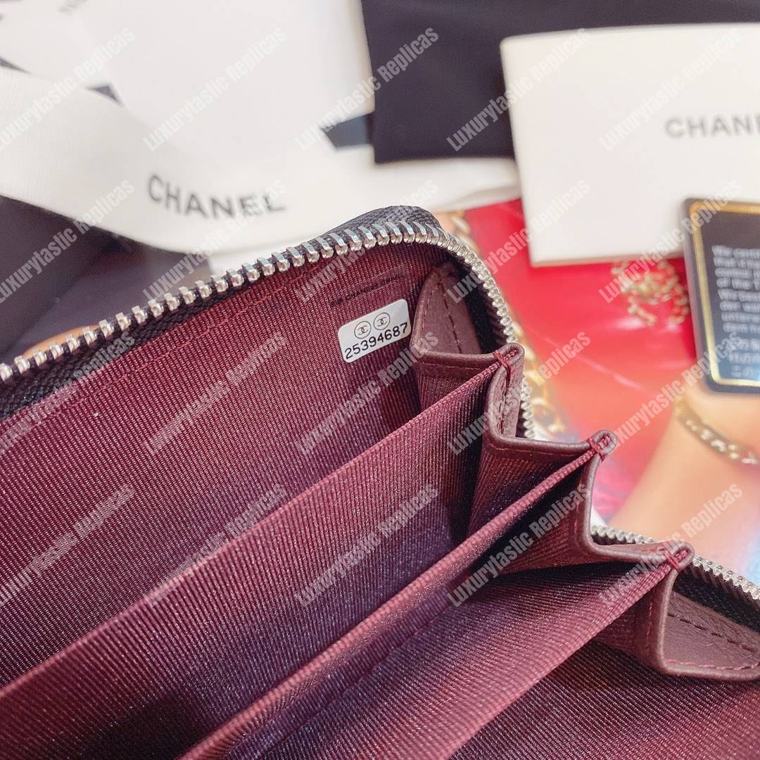 Classic Zipped Card Holder Silver Toned Lambskin Black