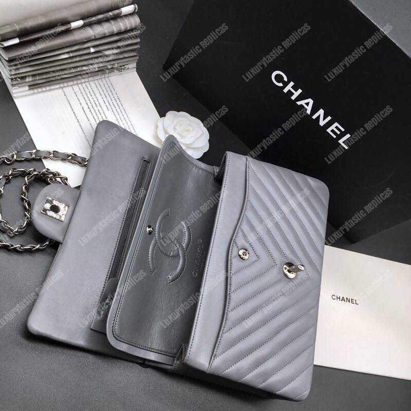 Ch*el classic medium handbag grey