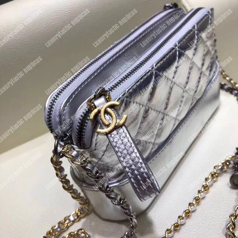 Ch*el clutch with chain silver