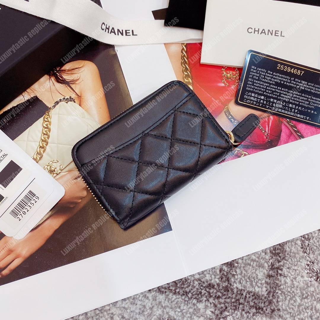 Classic Zipped Card Holder Gold Toned Lambskin Black