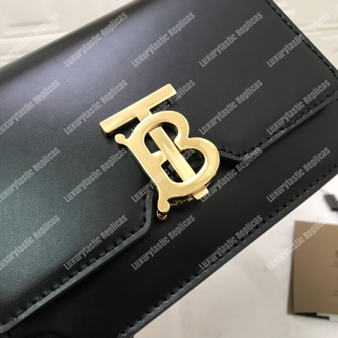 B**rry belted leather tb bag black