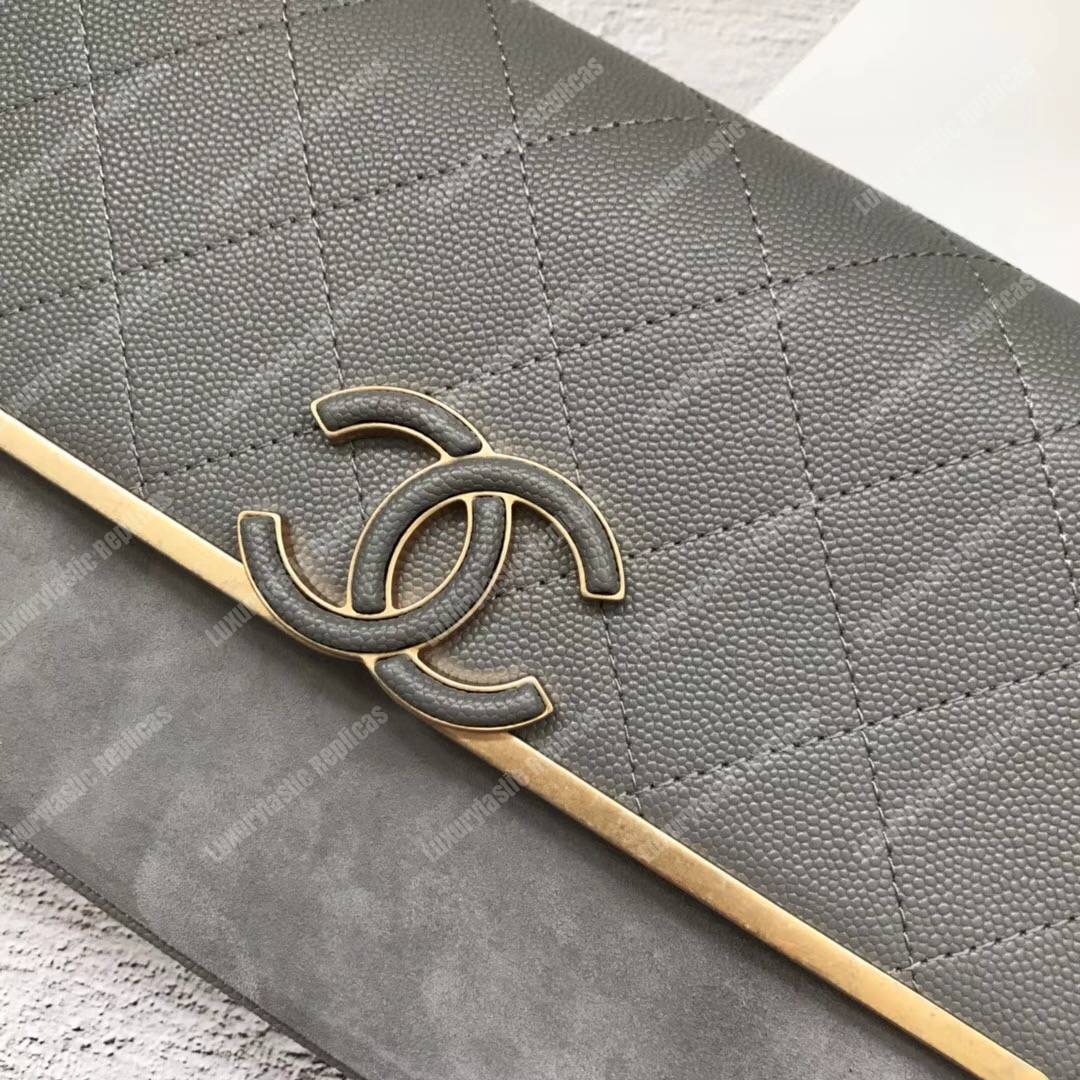 Ch*el classic flap bag grey