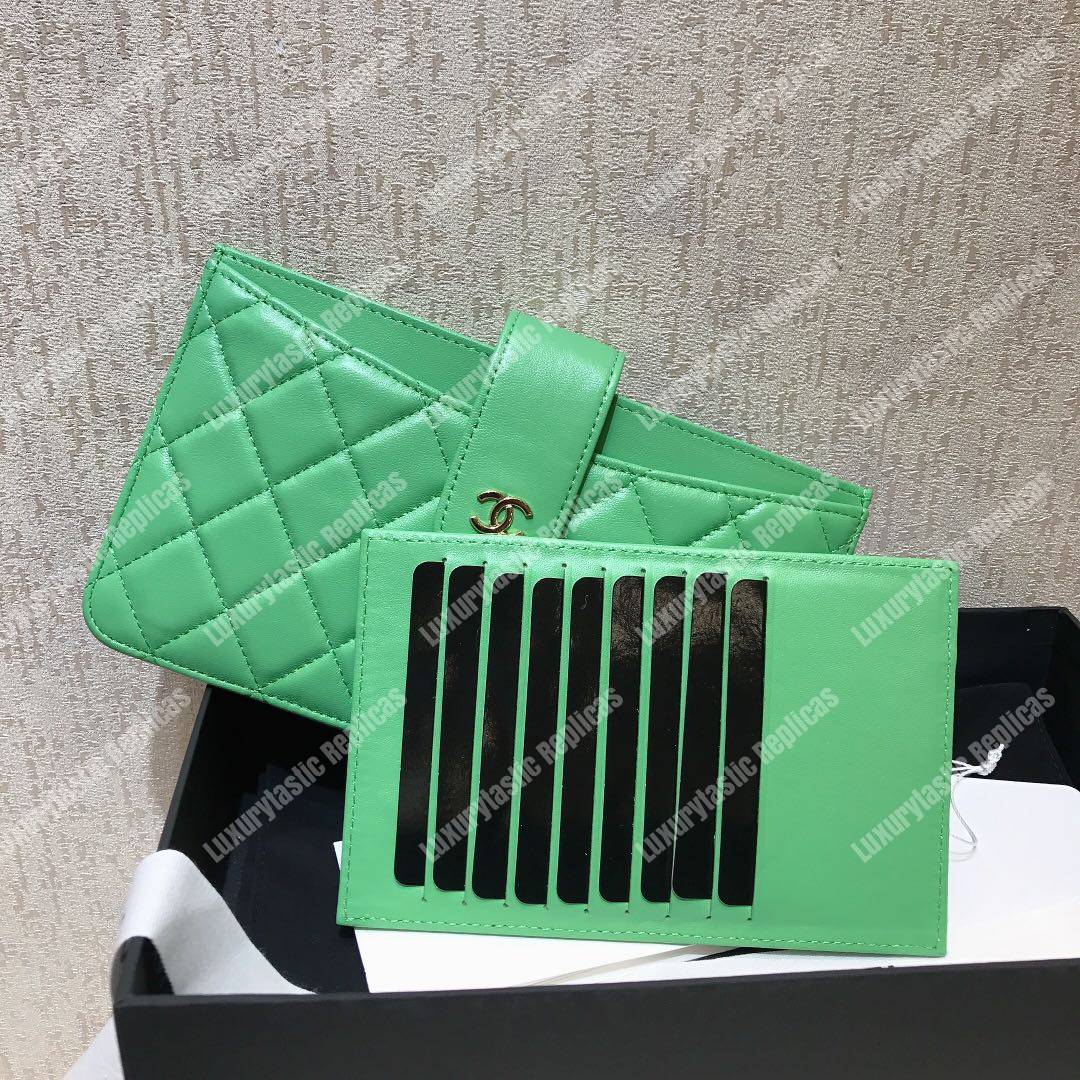 Ch*el classic pouch lambskin leather green