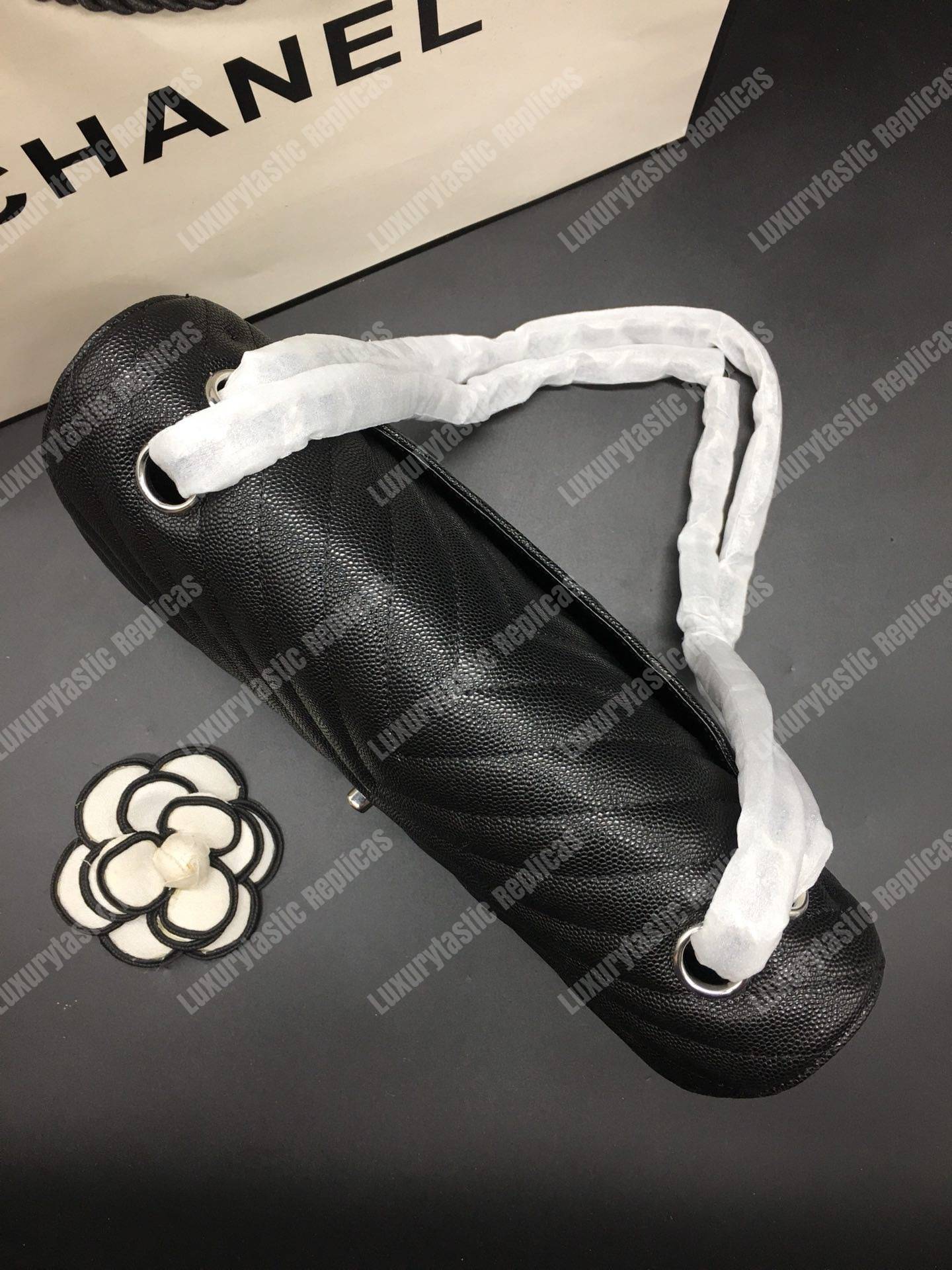 Ch*el classic medium handbag black