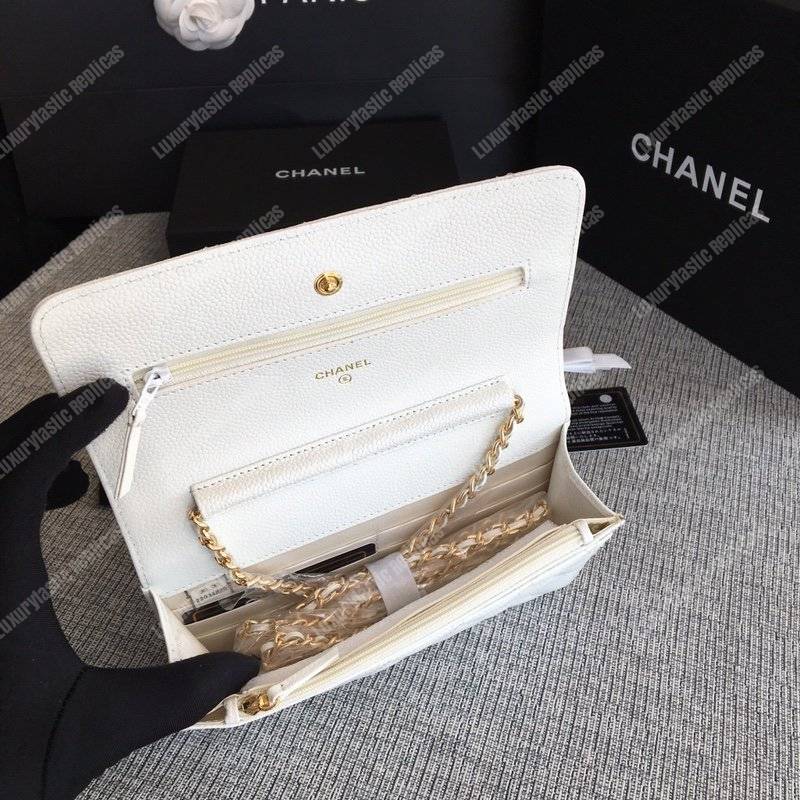 Ch*el wallet on chain – woc classic caviar gold-toned metal white