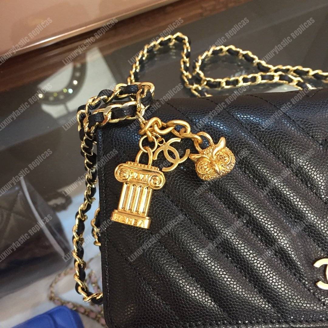 Ch*el wallet on chain – woc classic caviar gold-toned metal black