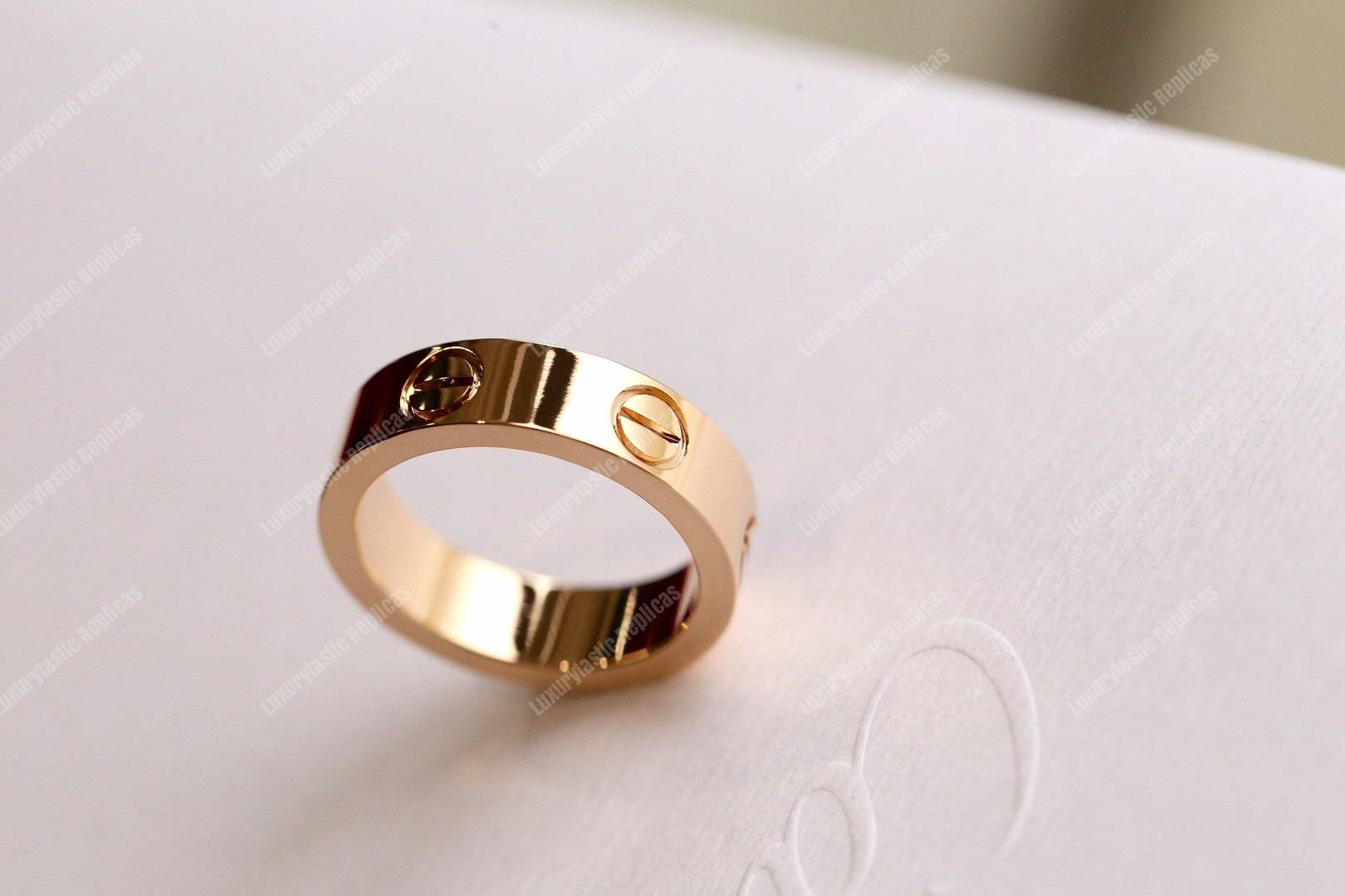Cartier Love Ring Replica