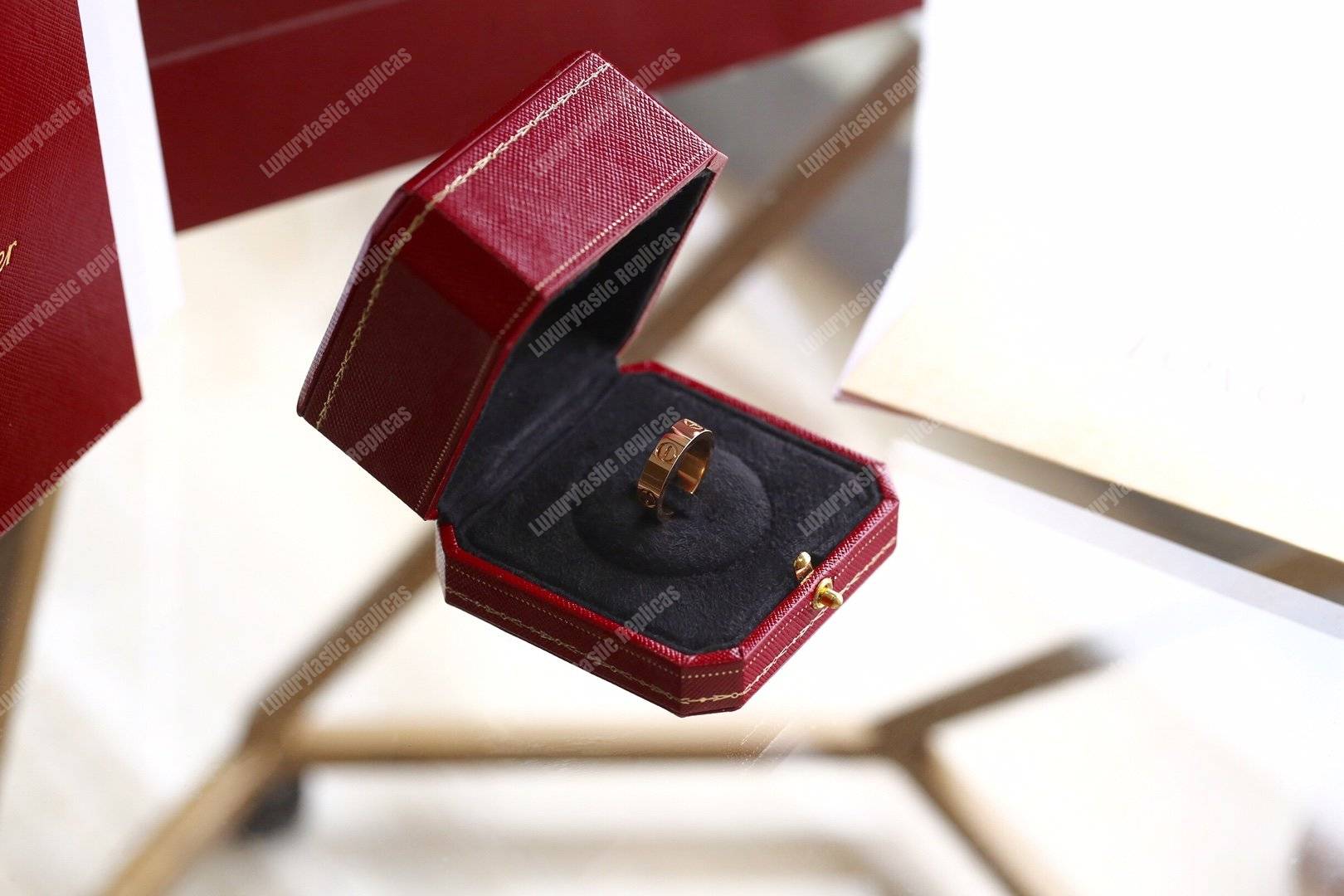 Cartier Love Ring Replica