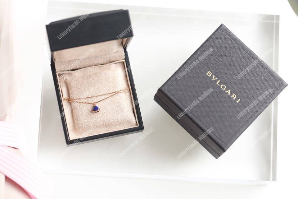 B*l*ai divina diva’s dream necklace blue