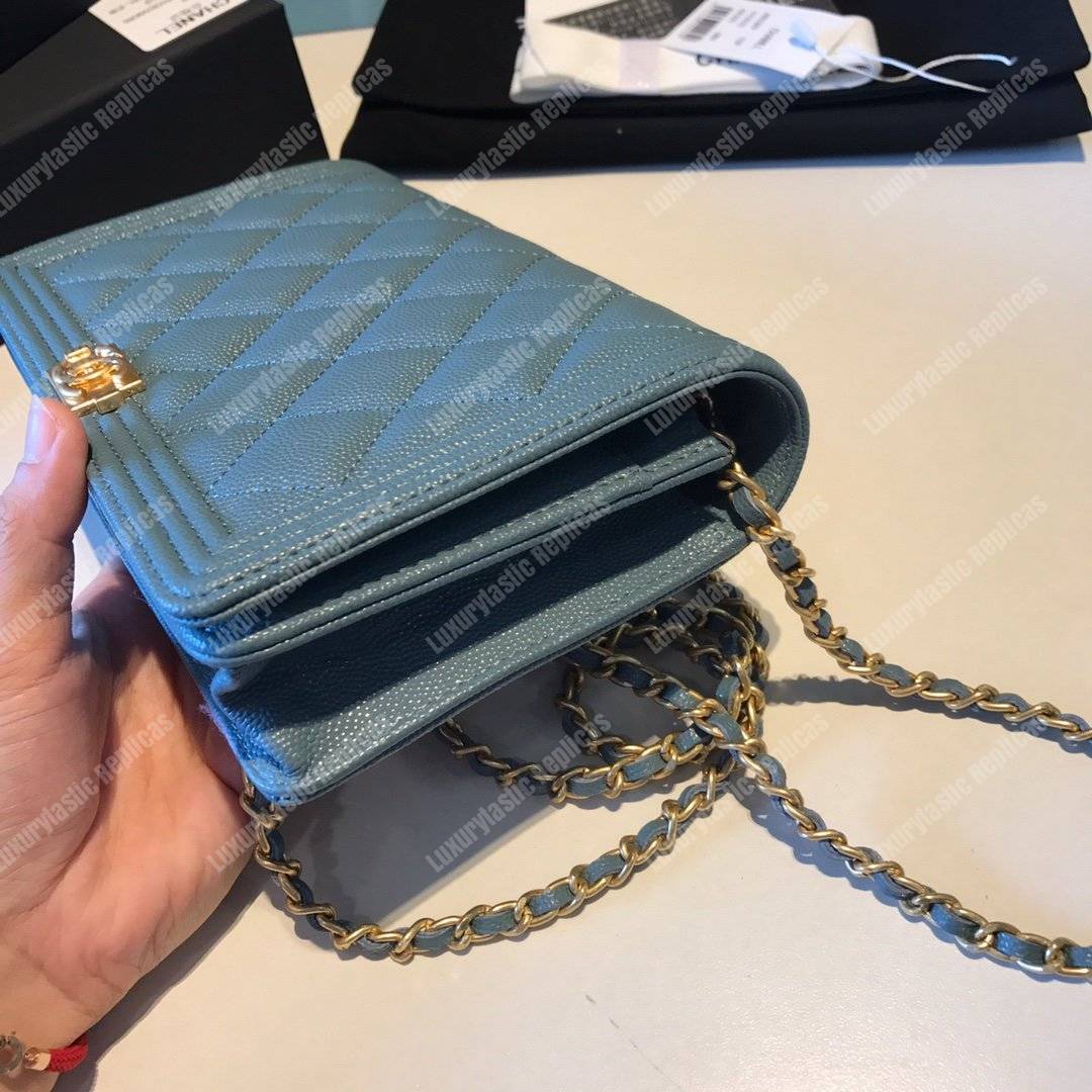 Ch*el le boy wallet on chain – woc veridian caviar gold-toned