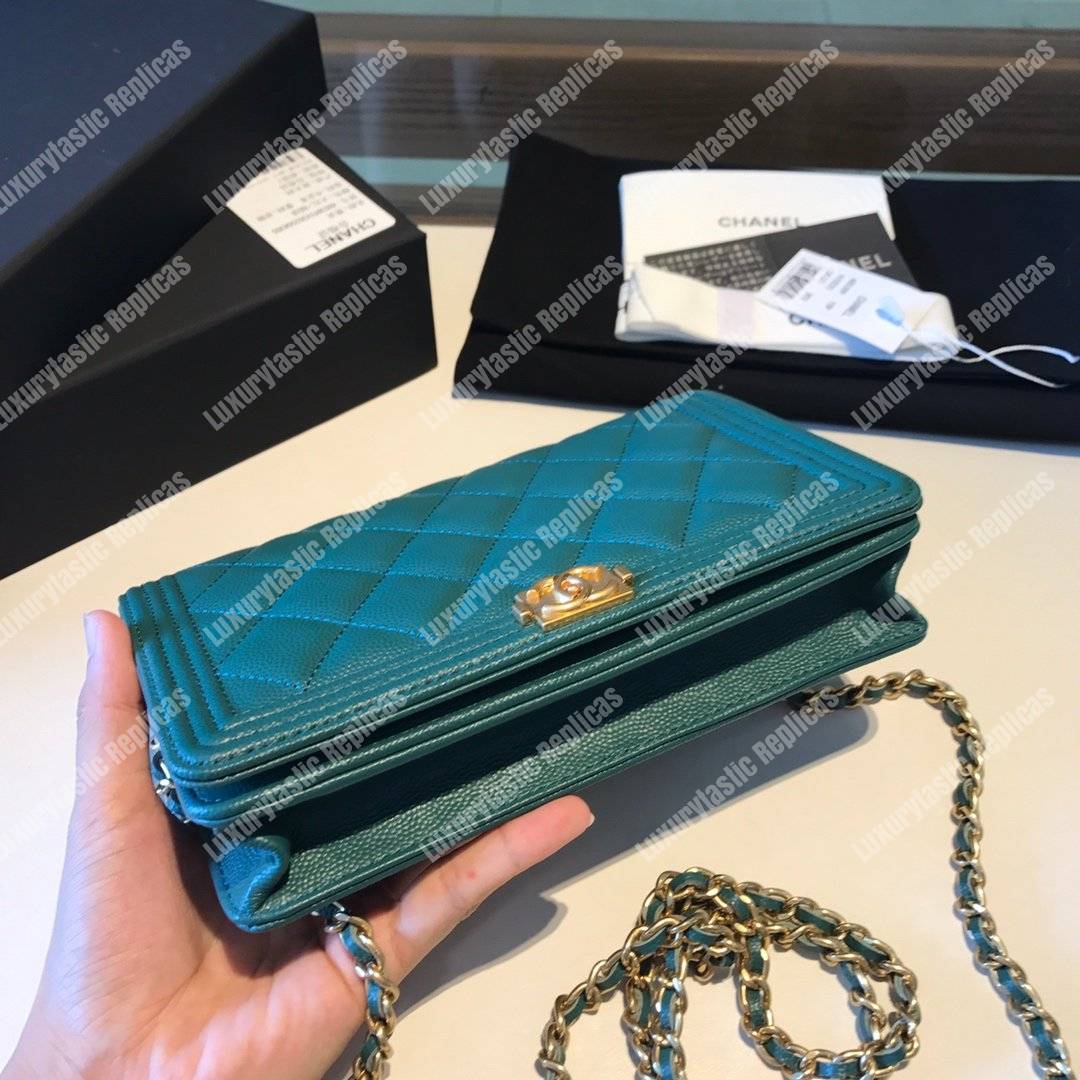 Ch*el le boy wallet on chain – woc teal caviar gold-toned