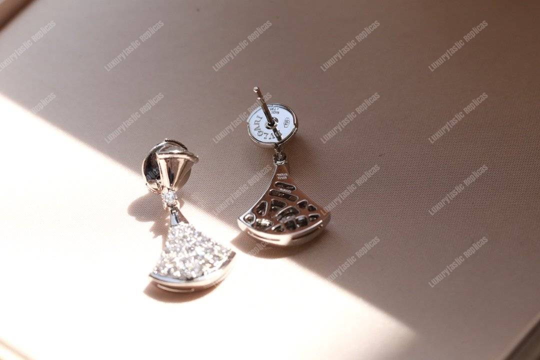 B*l*ai divas’ dream pavé diamonds earrings