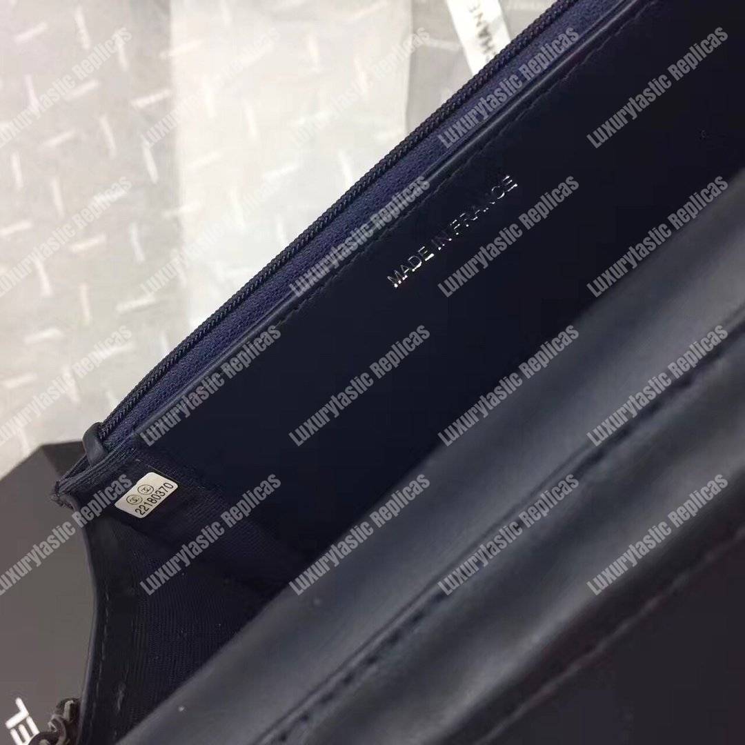 Ch*el reissue 2.55 wallet on chain – woc chevron studded lambskin dark blue silver-toned