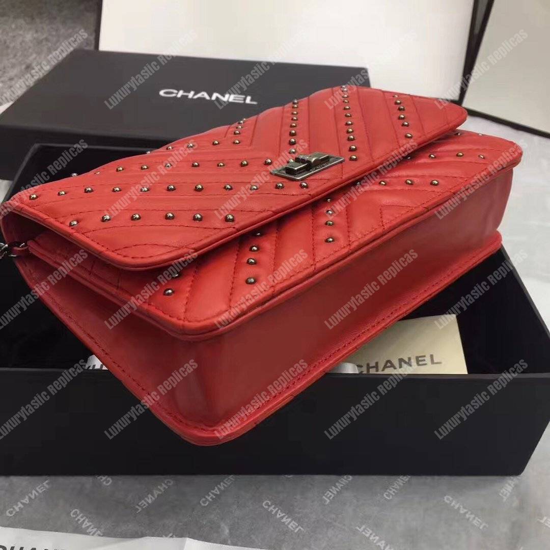 Ch*el reissue 2.55 wallet on chain – woc chevron studded lambskin red silver-toned