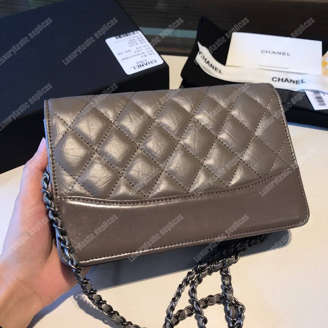 Ch*el wallet on chain – woc aged & smooth calfskin gray