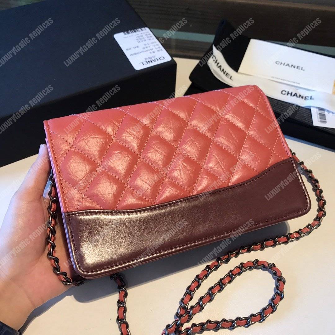 Ch*el wallet on chain – woc aged & smooth calfskin red