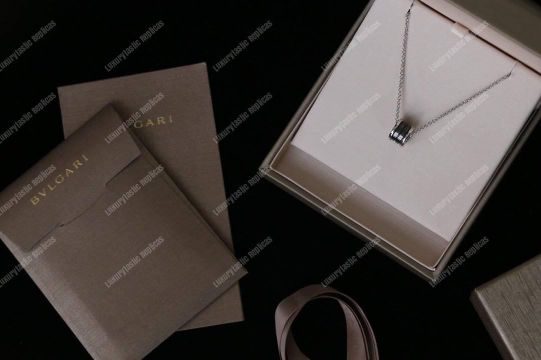 B*l*ai b.zero1 necklace with small round black ceramic pendant
