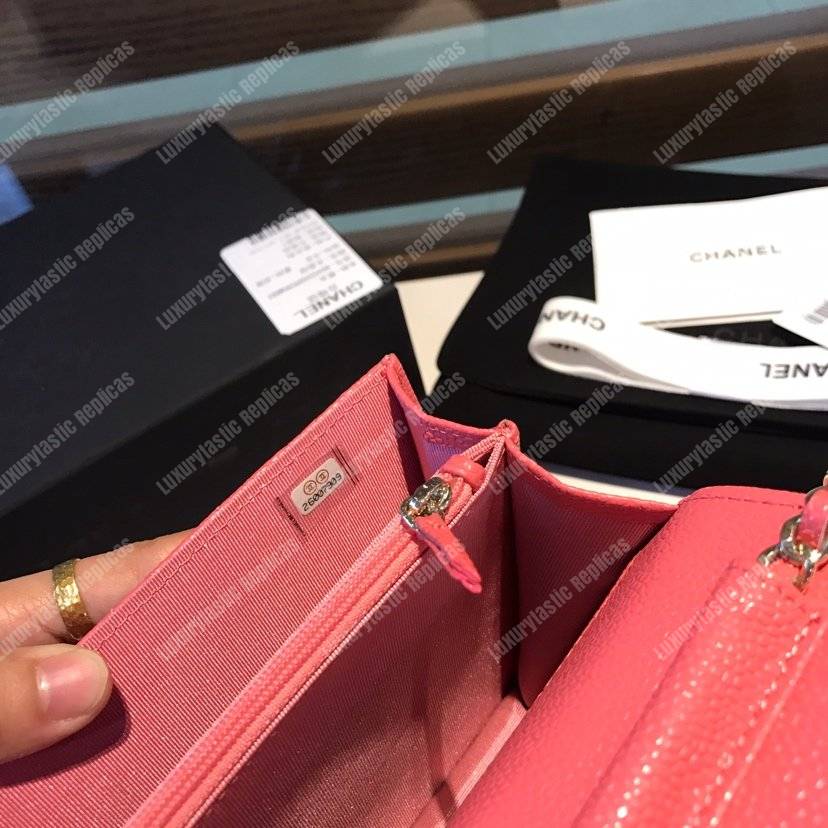 Ch*el boy square clutch with chain – cwc grained calfskin pink