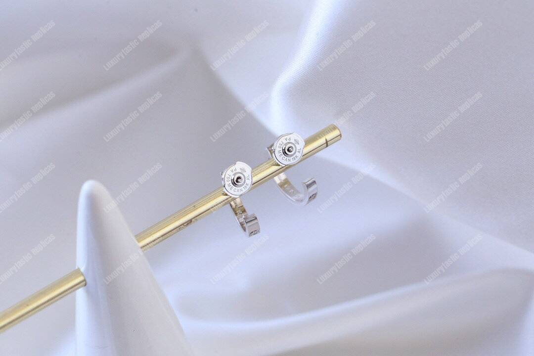 Cartier Love Earrings Replica