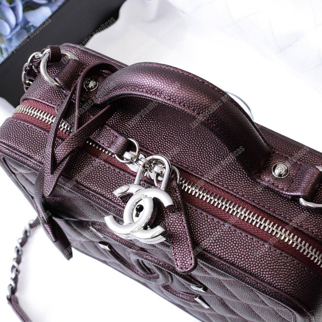Ch*el medium vanity case burgundy