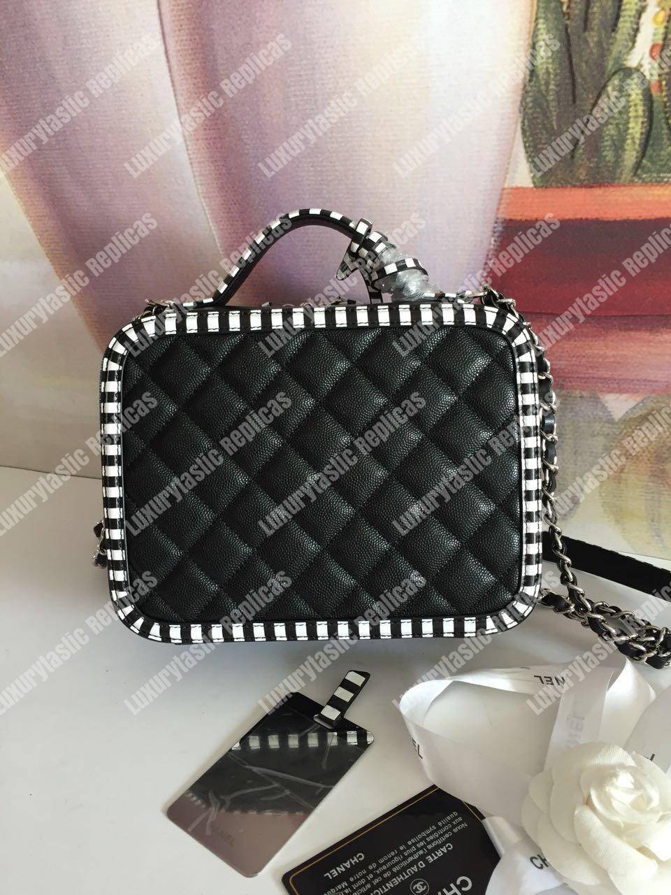 Ch*el medium vanity case black