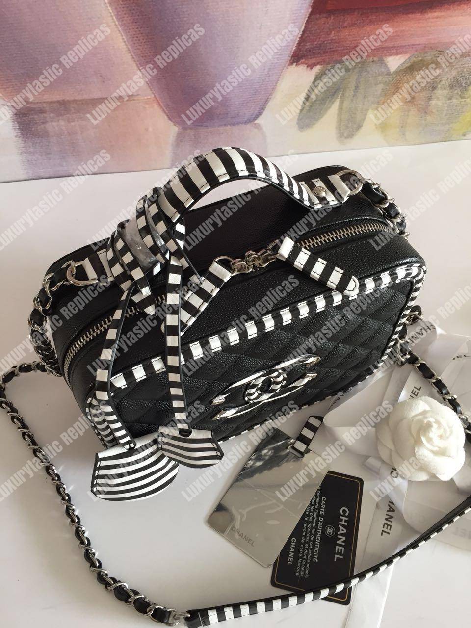 Ch*el medium vanity case black