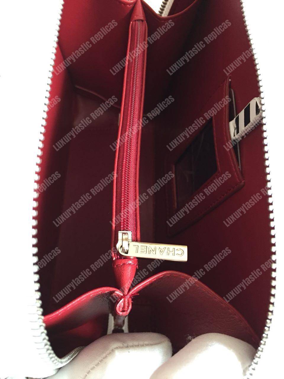 Ch*el medium vanity case white