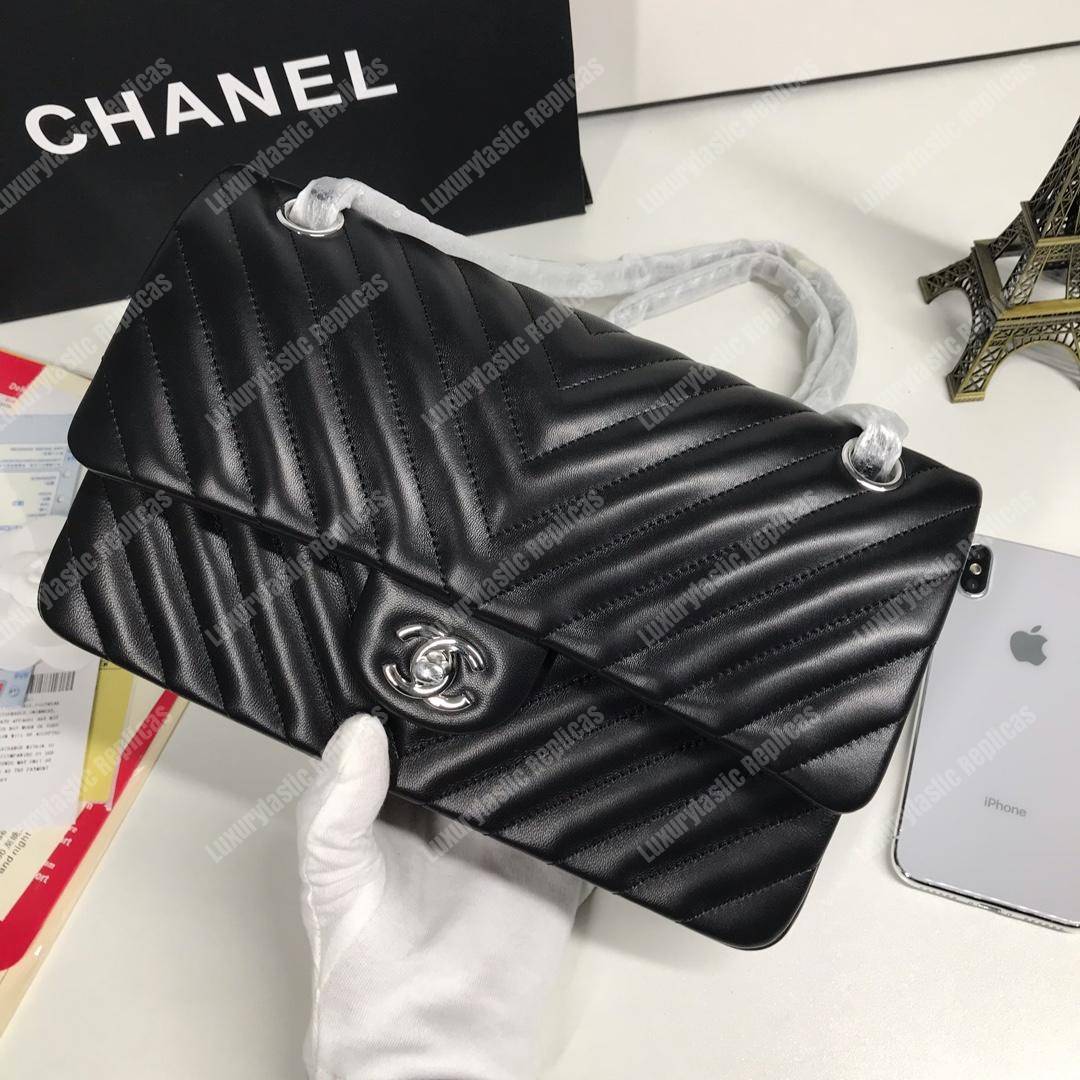 Ch*el classic medium handbag black