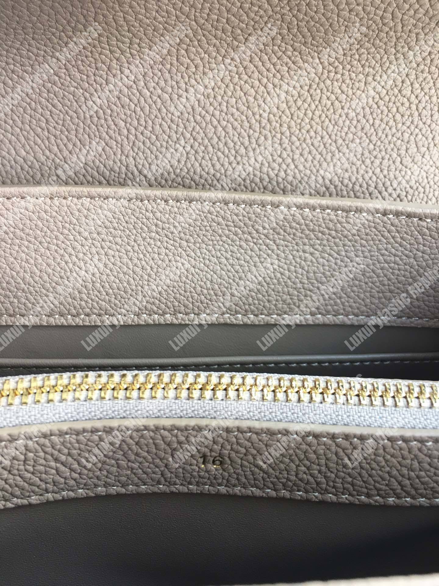 Ce**e small 16 bag in grained calfskin pebble