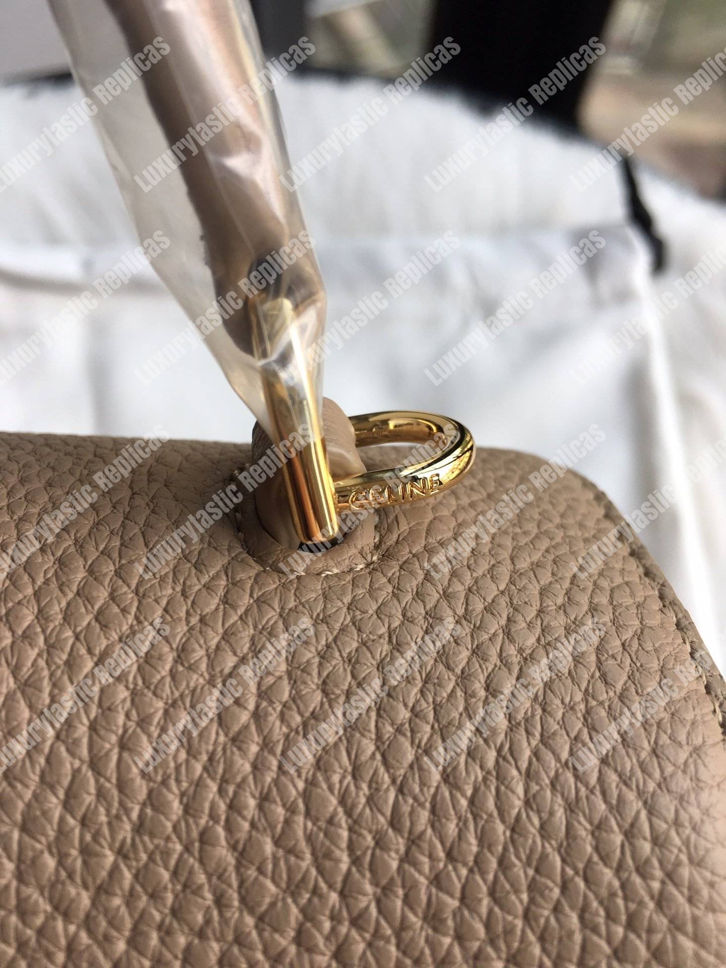 Ce**e small 16 bag in grained calfskin pebble