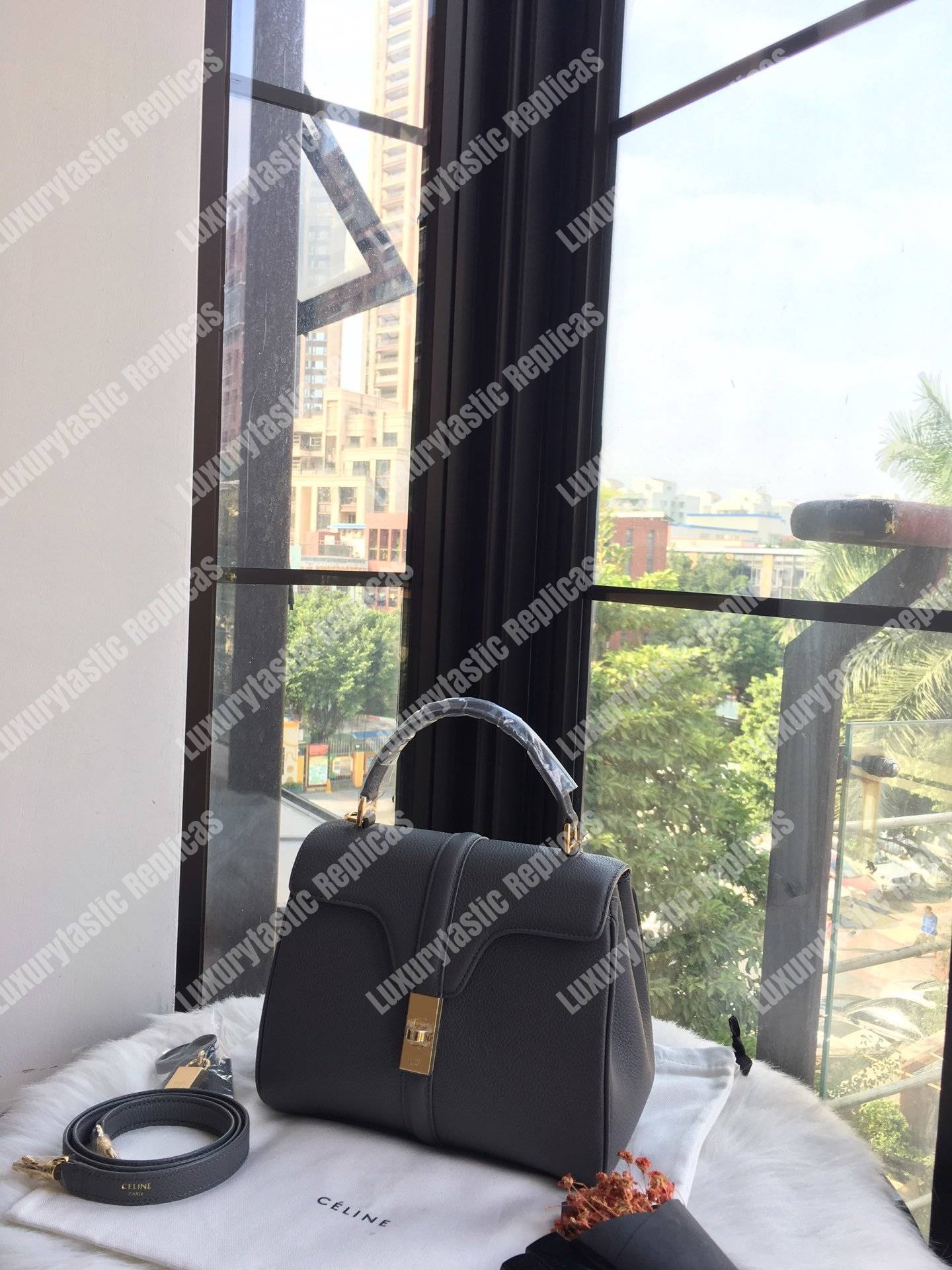 Ce**e small 16 bag in grained calfskin medium grey