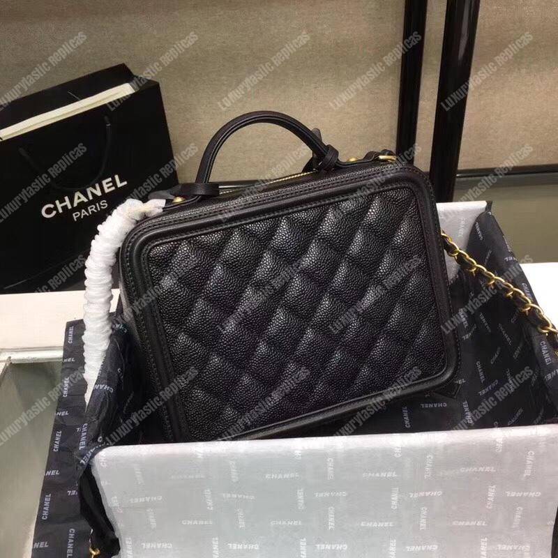 Ch*el medium vanity case black