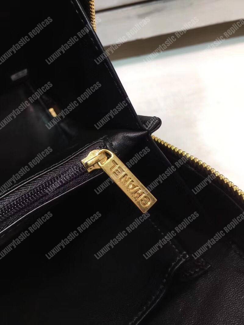 Ch*el medium vanity case black