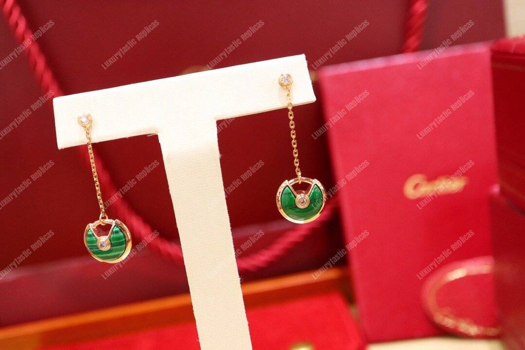 Cartier Amulette De Dangle Earrings Gold