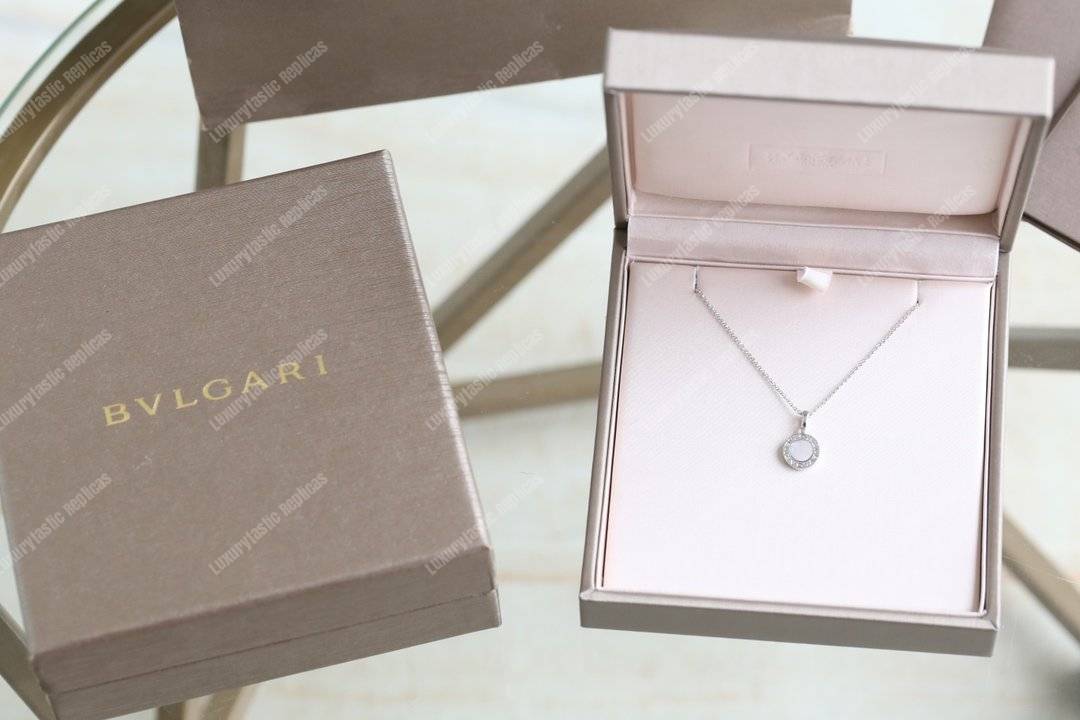 B*l*ai B*l*ai necklace white