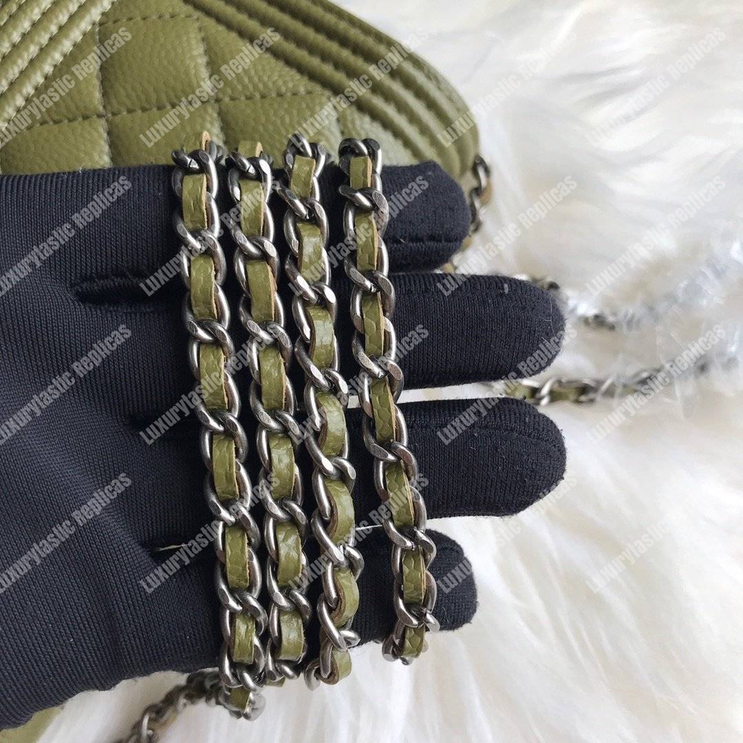 Ch*el le boy wallet on chain – woc khaki caviar silver-toned