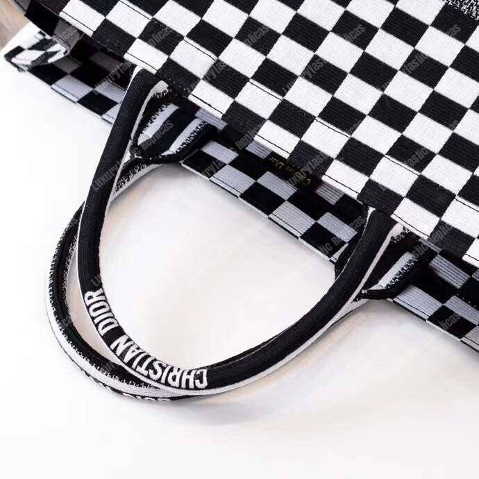 D*or book tote bag in black and white checkered canvas