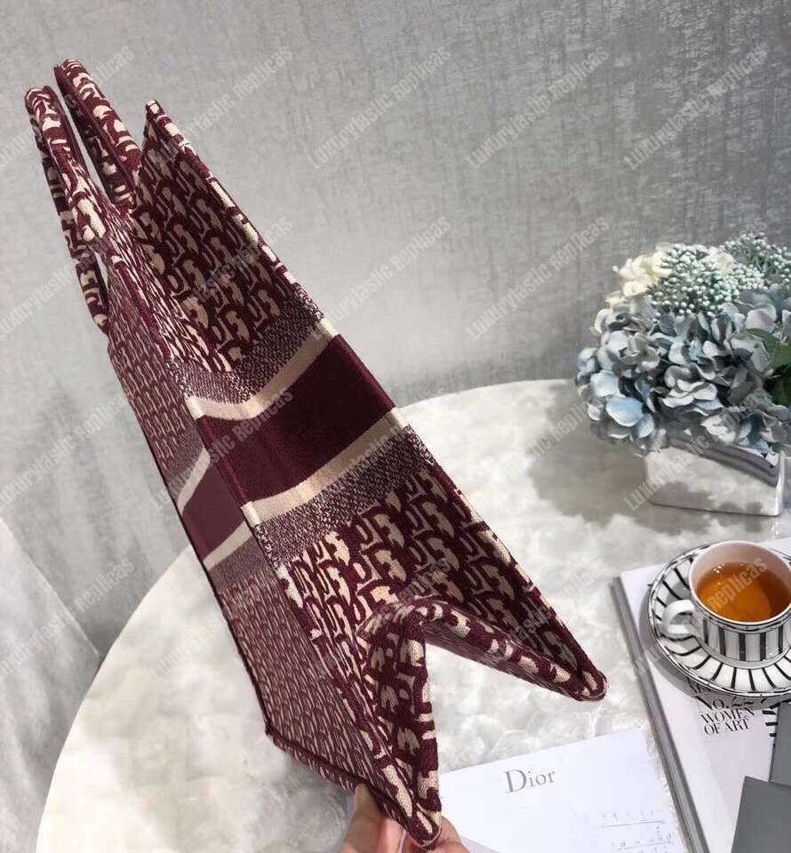 D*or book tote bag in embroidered canvas burgundy D*or oblique