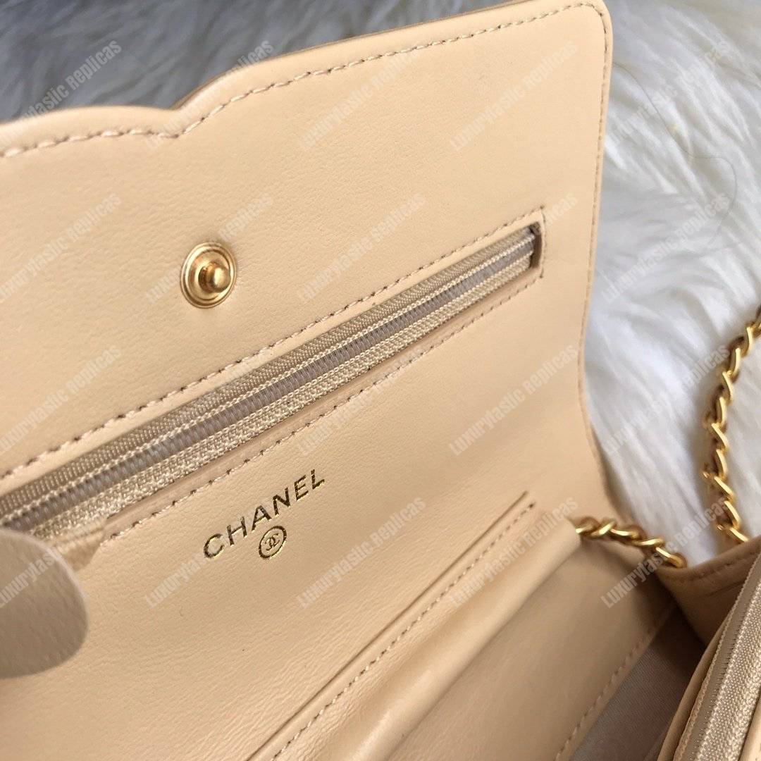 Ch*el wallet on chain – woc cc filigree beige grained calfskin