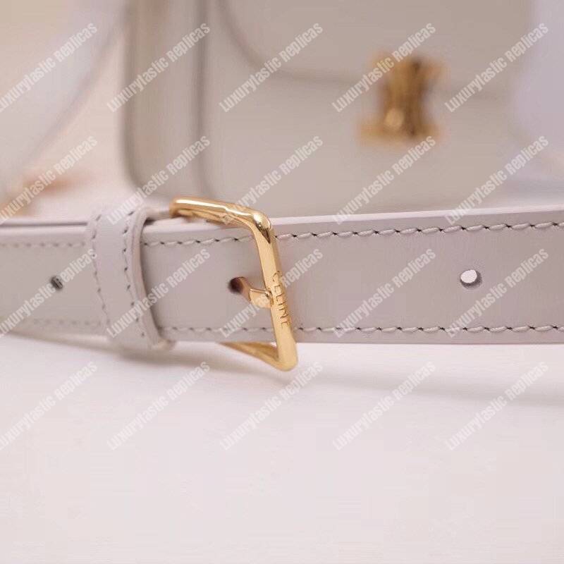 Ce**e medium triomphe bag in shiny calfskin white