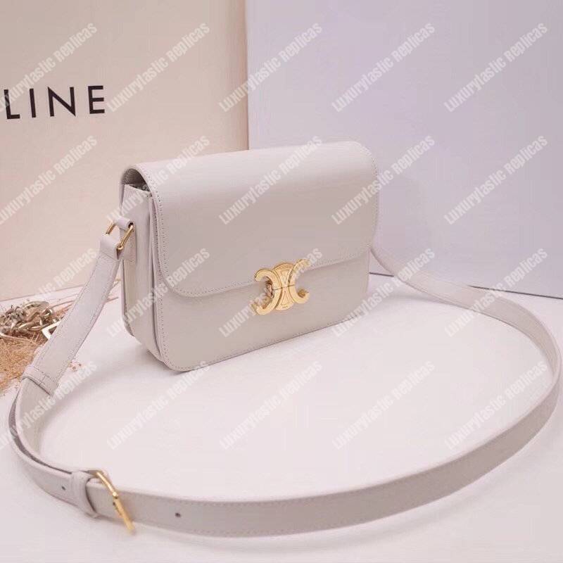 Ce**e medium triomphe bag in shiny calfskin white