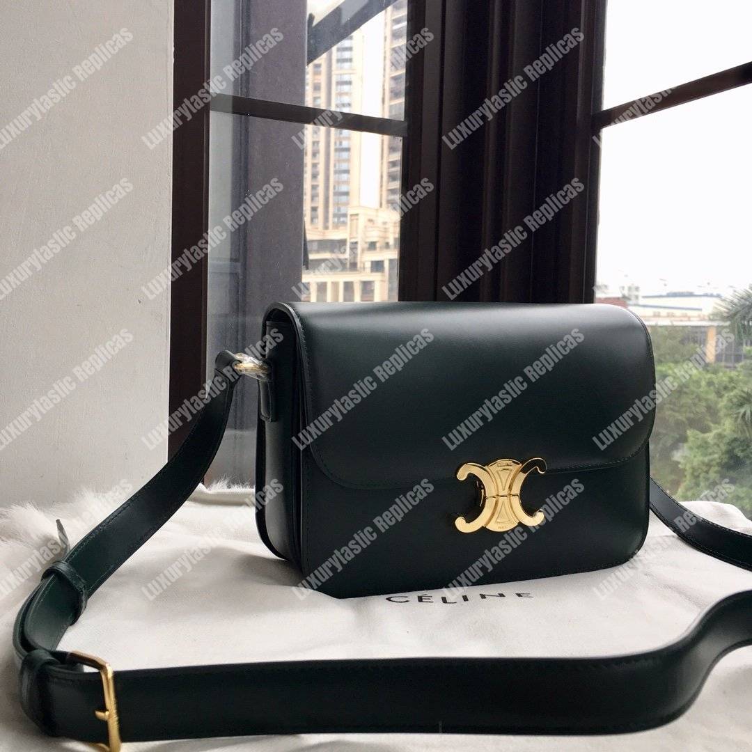 Ce**e medium triomphe bag in shiny calfskin amazone