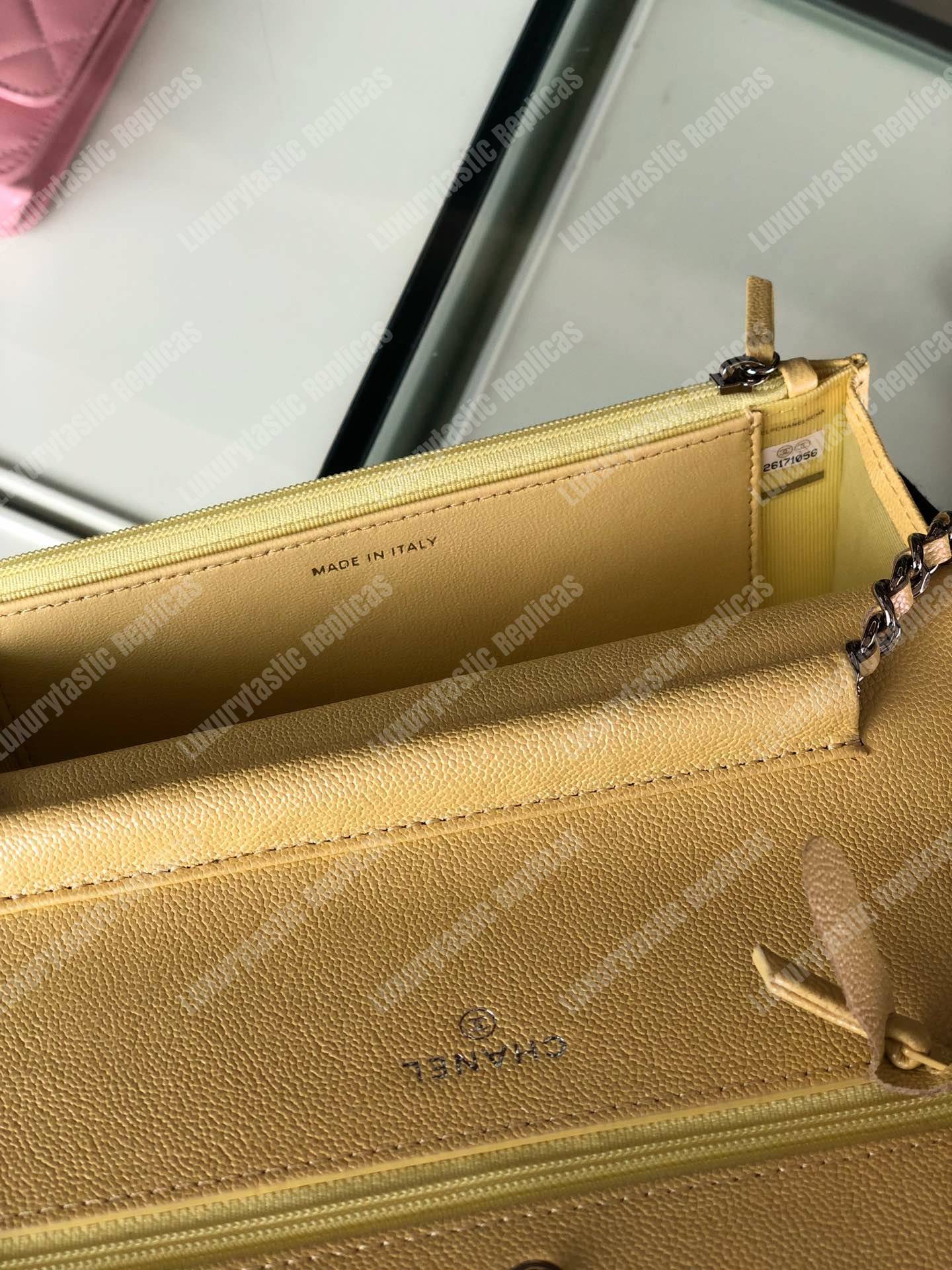 Ch*el wallet on chain – woc classic caviar silver-toned metal light yellow