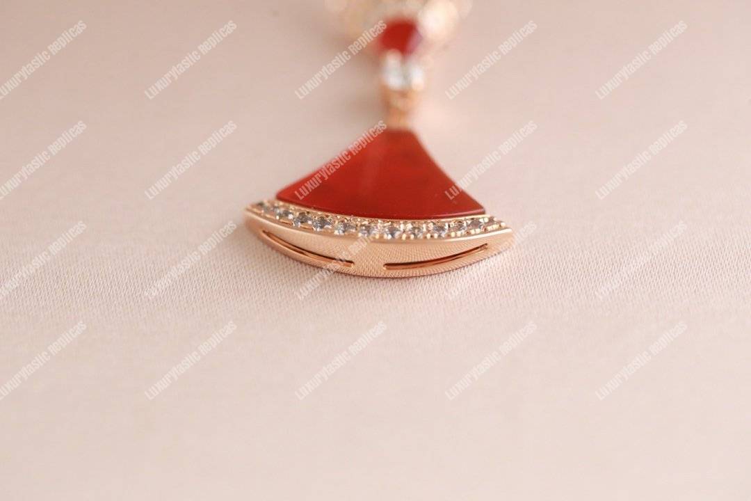 B*l*ai divas’ dream natural stone pendant necklace with diamonds
