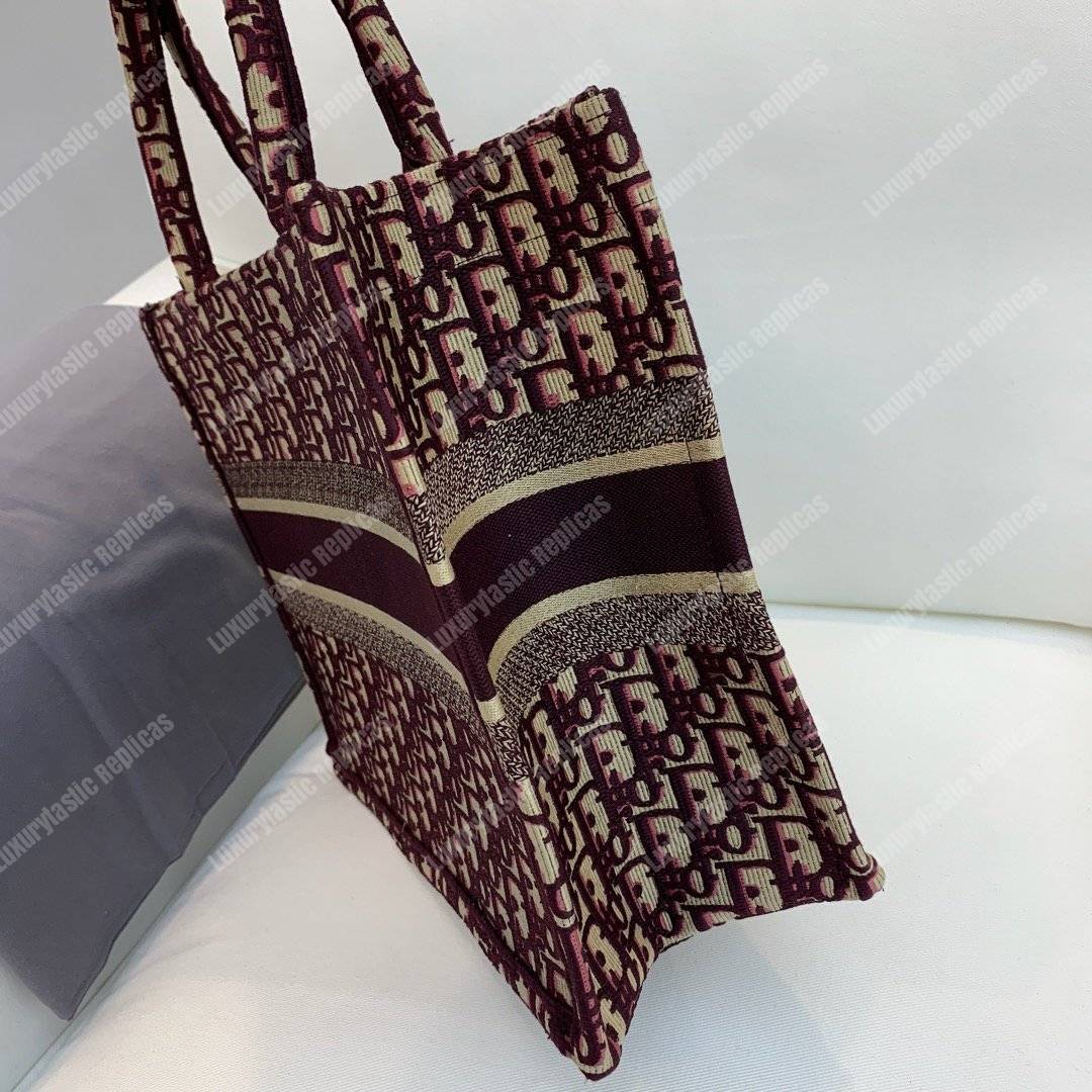mini D*or book tote bag in embroidered canvas burgundy D*or oblique