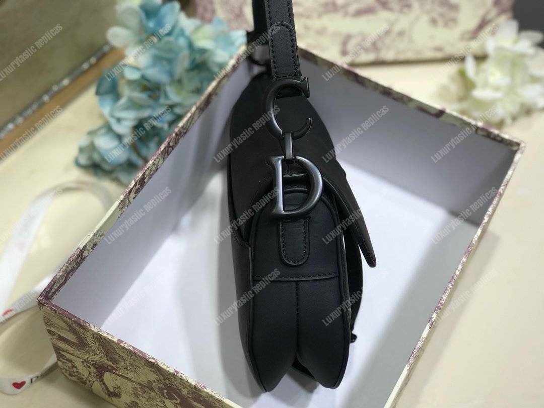 D*or saddle bag in matte black calfskin