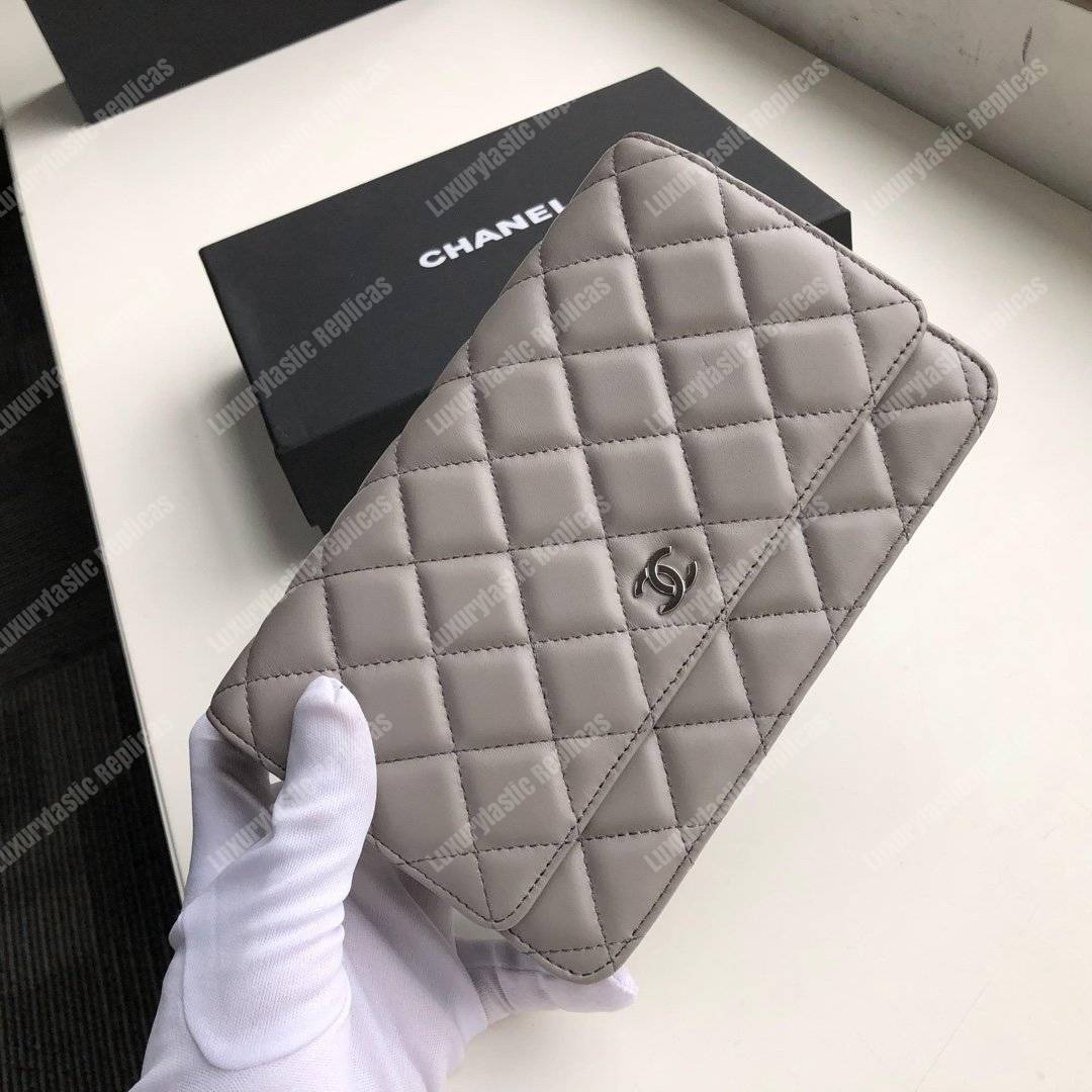 Ch*el wallet on chain – woc quilted lambskin grey silver-toned
