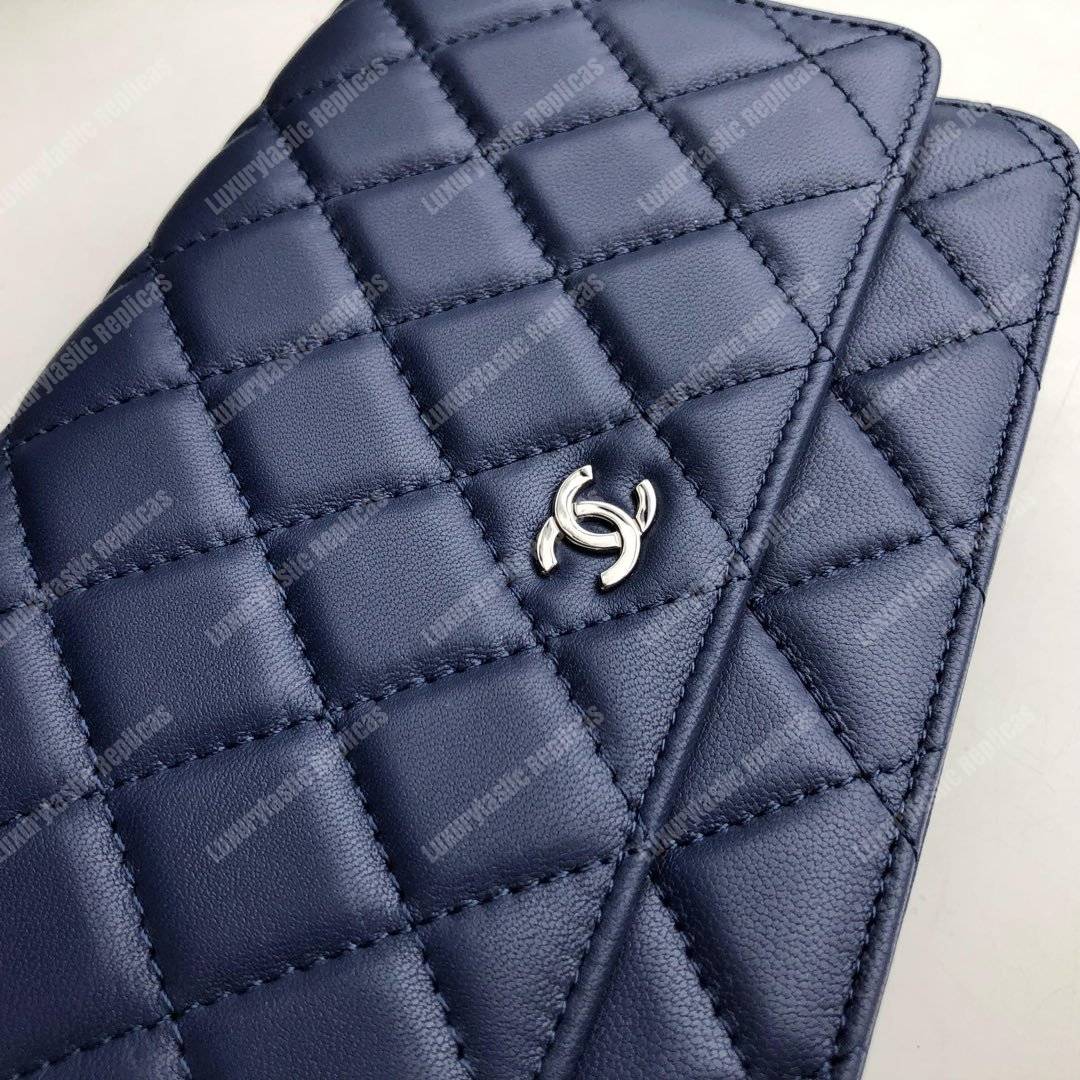 Ch*el wallet on chain – woc quilted lambskin dark blue silver-toned