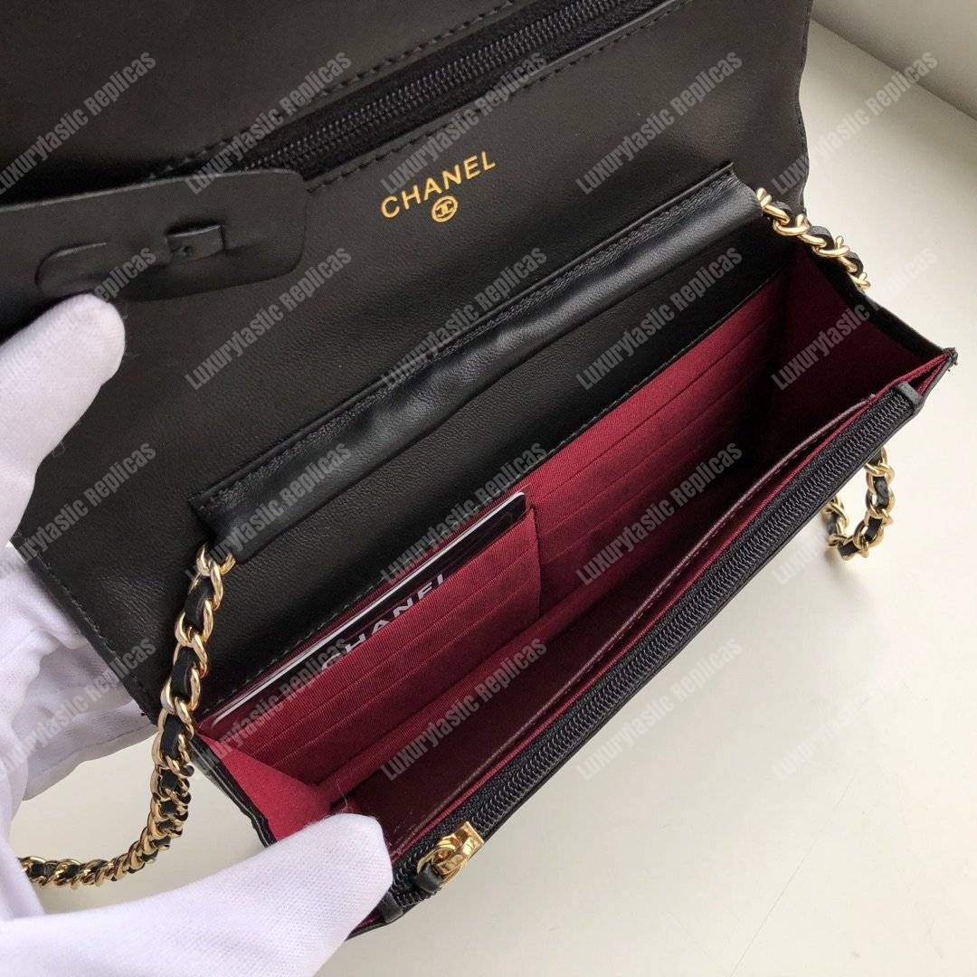 Ch*el wallet on chain – woc quilted lambskin black gold-toned
